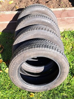 Zimne pneu 215/60 r17 - 2