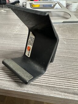 Predám brodit proclip konzola do vw passat b6 05-14 - 2