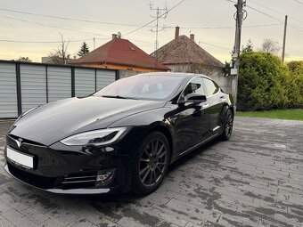 Tesla Model S 75D - 2