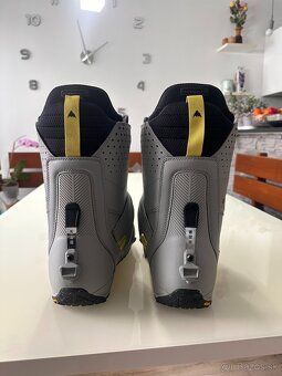 Burton lyziarky 45 Photon Step on - 2