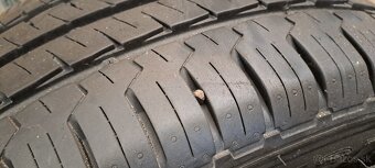 Predám 2ks pekné letné 225/65r16C Hankook na dodávku - 2