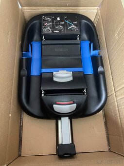 Isofix základňa - 2