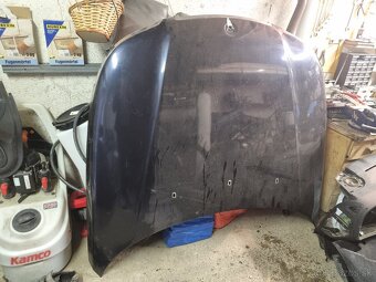 predna kapota na saab 9-5 - 2