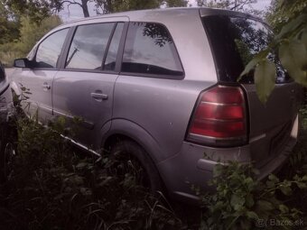 Predám Opel Zafira B 1.9 CDTI Na Náhradné diely - 2