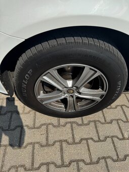 Predam zimne pneu na diskoch 235/65/R17 - 2