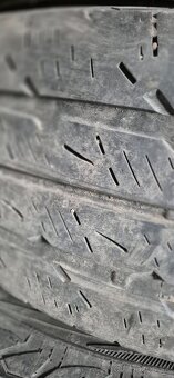 215/65 R16C - 2