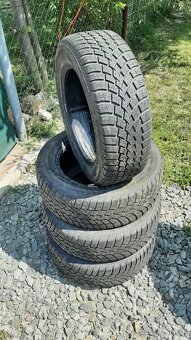 195/60r15 88T Nokian zimne - 2