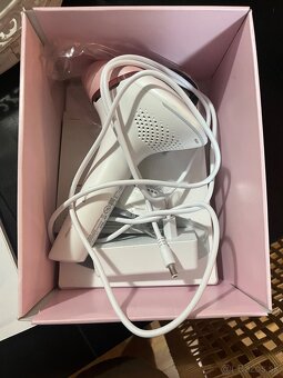 Predám Philips Lumea IPL epilátor - 2