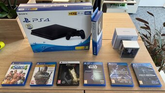 PS4 Slim 500 GB + 2 ovládače + stojan + krabica - 2