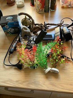 Akvárium s prísl. - 2