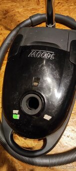 Predám plne funkčný vysávač - 2