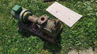 Vodné čerpadlo s elektromotorom - 2