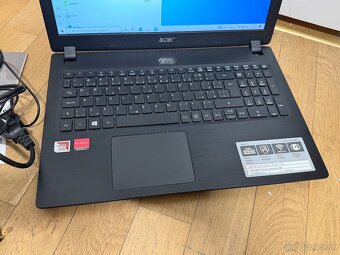 ACER Aspire 3 15 8/256gb  - Dobrý stav - 2