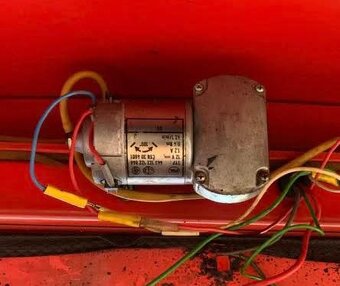 Motorček stieračov 12v - 2