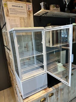Chladiaca vitrína - 2