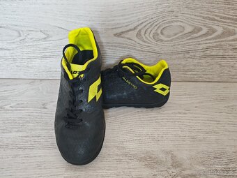 Kopačky na umelú trávu 32 - 2