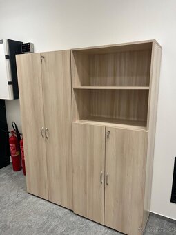 Skrine - policové - 2