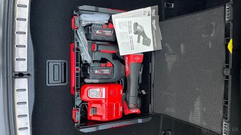 Akumulátorová uhlová brúska Milwaukee M18 125mm - 2
