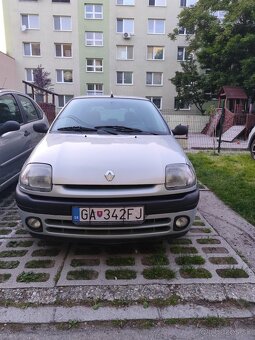 Renault Clio - 2