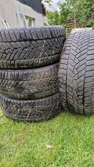 225/45 R18 - 2