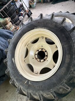 Predám 2Ks Zadné disky Zetor/Traktor 16,9-30 - 2