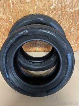 Pneu celoročne 215/60/R16 7,5mm rv 2024 2ks - 2