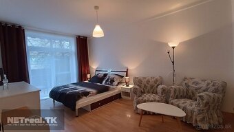 -OC NIVY- Veľký 2-izbový byt, s rozlohou 62 m2- TERASA - - 2