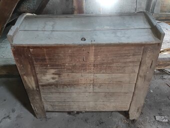 Darujem/predam stary nabytok za symbolicku protihodnotu - 2