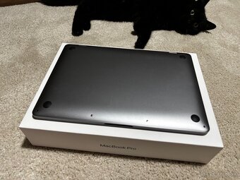 Macbook Pro 13 (M1) - 2