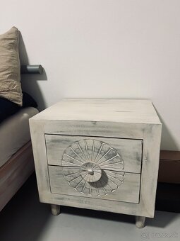 Nočný stolík - 2