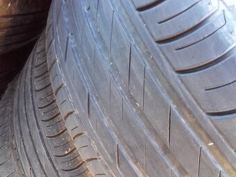 225/55/17 let me Bridgestone - 2