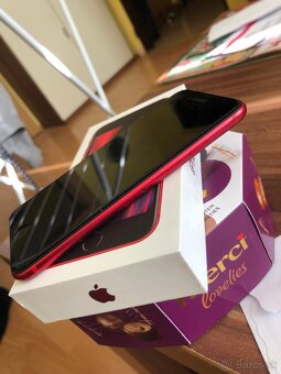 iPhone se 2022 red - 2