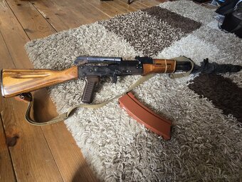 Predám airsoft Ak 74 gbbr WE - 2