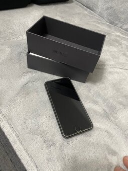 iPhone 8 64gb - 2