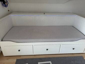 Predám rozkladaciu posteľ IKEA HEMNES. - 2