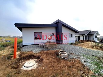 4-izbový tehlový bungalov 648m2,2x kúpeľňa,rekuperácia,Rusko - 2