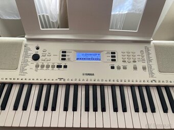 Yamaha ez-300 keyboard syntezátor s dynamikou - 2