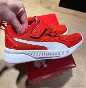 Červené športové tenisky Puma 30 - 2