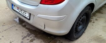 Opel corsa 2011 - 2