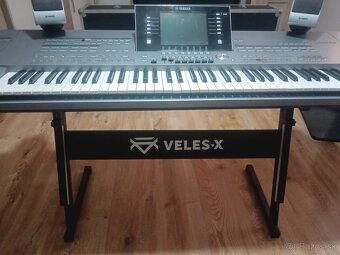 Yamaha Tyros 5 - 2