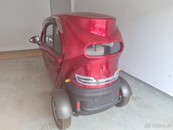 Predám krytý elektro skúter dvojmiestny - 2