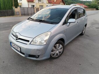 Toyota corolla Verso 7 miest - 2