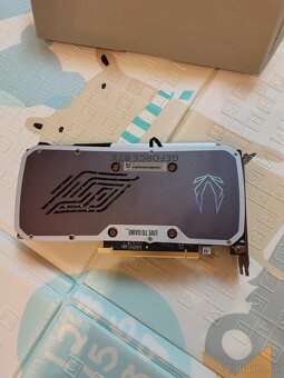 ZOTAC GAMING GeForce RTX 4070 SUPER Twin Edge OC 12GB - 2
