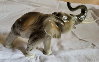 Porcelánový Slon - 2