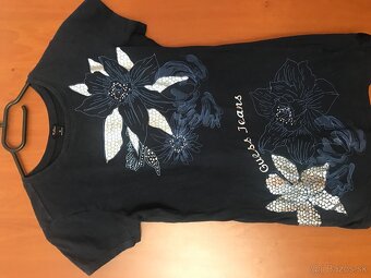 GUESS originál damske tricko S/M - 2