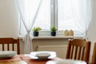 NA PREDAJ rodinný dom s letnou kuchyňou v pokojnej a tichej - 2