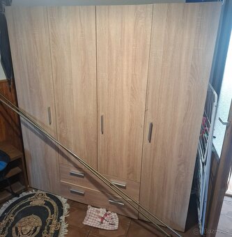 Sedacia Súprava a Skriňa - 2