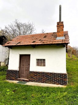 Rekreačný domček so širokým slnečným pozemkom, Staré Levice - 2