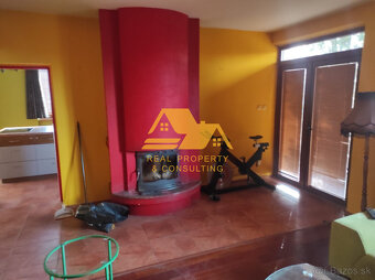 Predám rodinný dom s veľkým pozemkom v obci Dolný Ohaj - 2