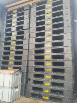 Plastove palety pevne 110x110x15cm - 2